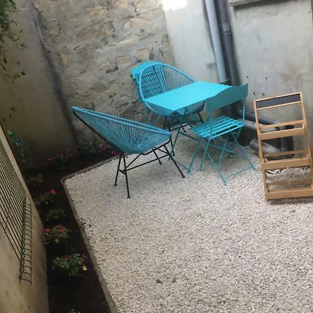 Apartment F2 Cosy Avec Cour Milly-la-Foret